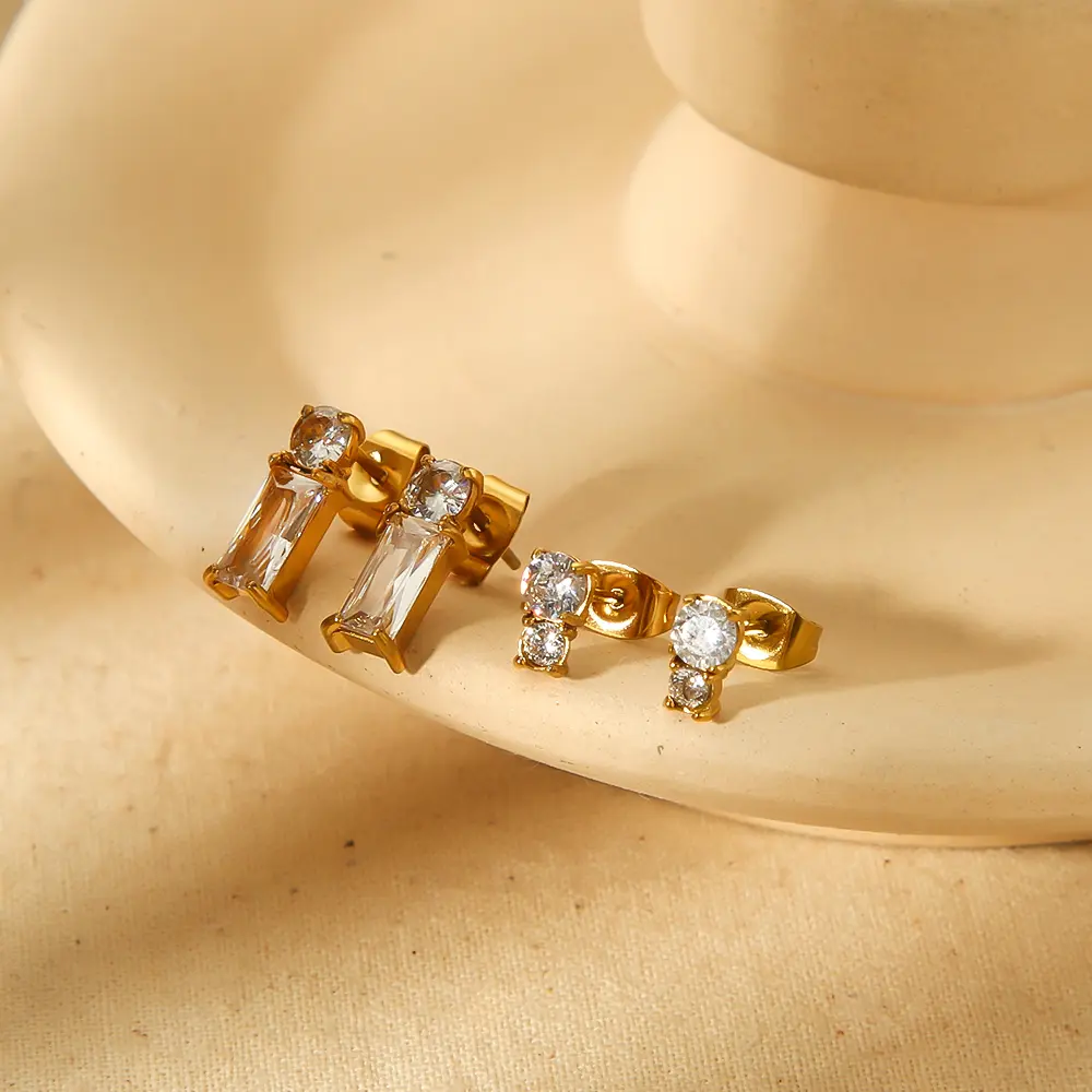 1 Pair Simple Classic Style Square Shape Stainless Steel 18K Gold Plated Inlay Zircons Women's Stud Earrings h5 